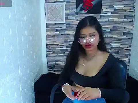 Phattycole online show from October 2025 12:39:01 PM