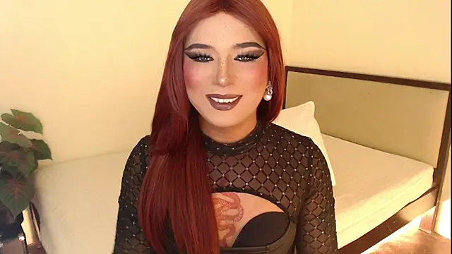 Snapshot of mslilly_croft chatting on December 2025 03:44:01 PM mslilly croft online show from December 2025 03:44:01 PM