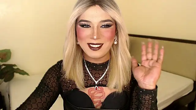 Snapshot of mslilly_croft chatting on November 2025 07:30:01 AM mslilly croft online show from November 2025 07:30:01 AM