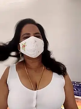 mallu-lover online show from December 2025 04:59:01 AM