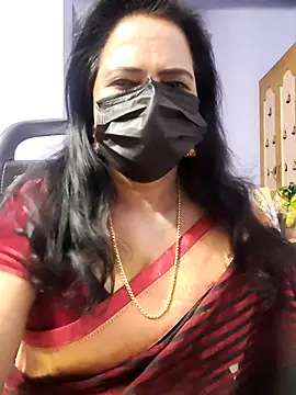 mallu-lover online show from November 2025 01:11:02 AM