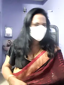 mallu-lover online show from November 2025 04:33:02 PM