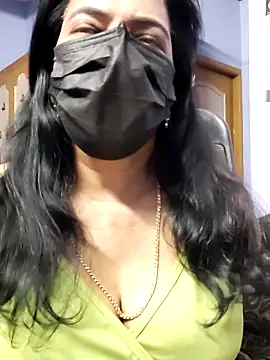 mallu-lover online show from November 2025 01:31:02 AM