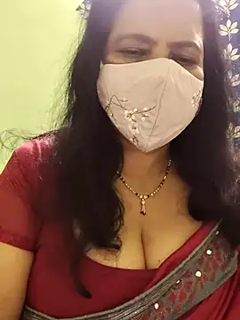 mallu-lover online show from December 2025 05:14:02 PM