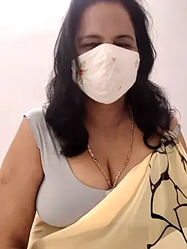 mallu-lover online show from December 2025 03:14:02 PM