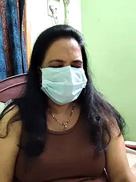 mallu-lover online show from November 2025 01:33:01 PM