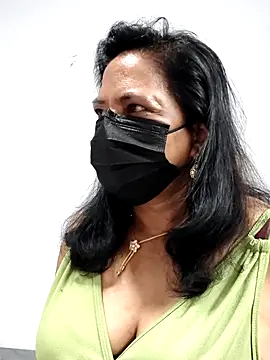 mallu-lover online show from April 2026 02:25:01 AM