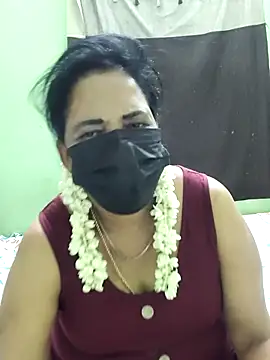 mallu-lover online show from September 2025 05:14:02 PM