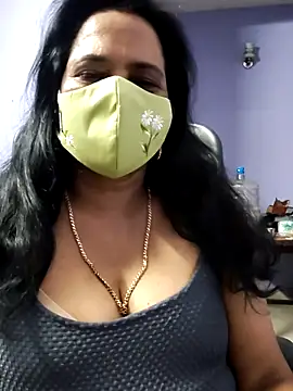 mallu-lover online show from November 2025 08:36:02 AM