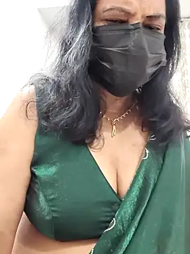 mallu-lover online show from May 2026 10:57:01 PM
