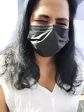 mallu-lover online show from April 2026 09:27:01 PM