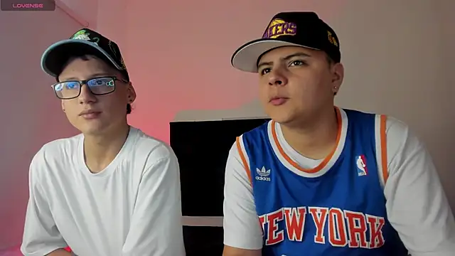 Snapshot of NoahLux chatting on October 2025 07:26:01 PM NoahLux online show from October 2025 07:26:01 PM