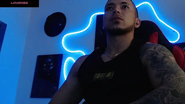 hank fuller01 online show from February 2026 06:49:02 PM