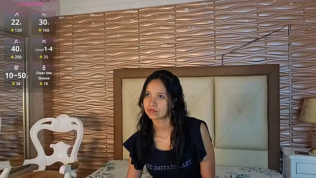 Snapshot of Miladiosa chatting on June 2026 12:13:02 PM Miladiosa online show from June 2026 12:13:02 PM