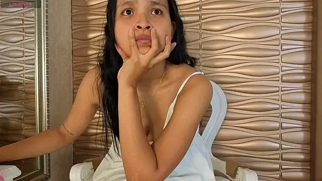 Snapshot of Miladiosa chatting on June 2026 12:22:01 PM Miladiosa online show from June 2026 12:22:01 PM