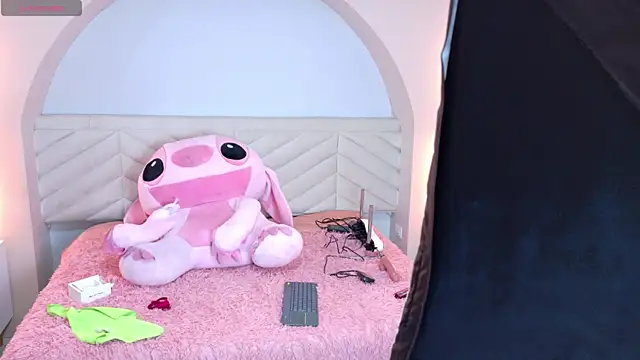 amy miller1 online show from April 2026 08:03:02 PM