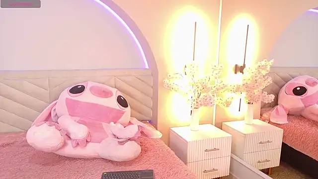 amy miller1 online show from April 2026 08:04:02 PM