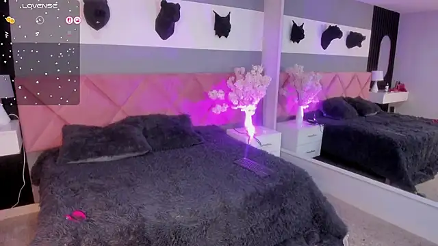 Snapshot of amy_miller1 chatting on September 2025 08:08:02 PM amy miller1 online show from September 2025 08:08:02 PM