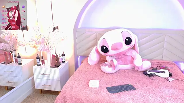 amy miller1 online show from April 2026 09:37:02 PM