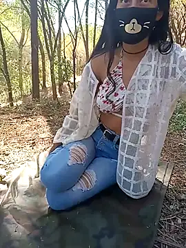 Snapshot of NaughtyMiuw chatting on September 2025 07:03:01 PM NaughtyMiuw online show from September 2025 07:03:01 PM