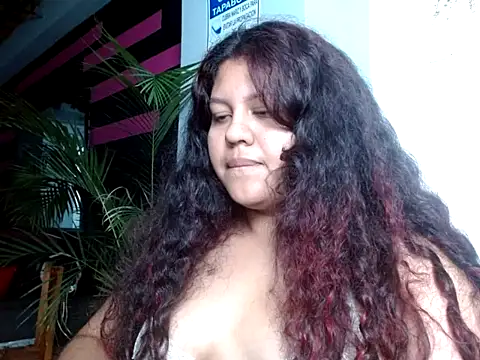 CloeStron online show from December 2025 04:05:02 AM