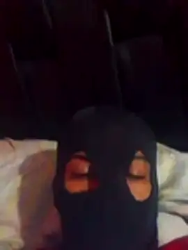 Snapshot of shessAz chatting on April 2026 11:59:02 AM shessAz online show from April 2026 11:59:02 AM