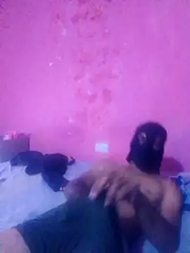 Snapshot of shessAz chatting on March 2026 08:54:01 PM shessAz online show from March 2026 08:54:01 PM