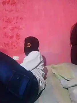 Snapshot of shessAz chatting on March 2026 08:01:01 AM shessAz online show from March 2026 08:01:01 AM