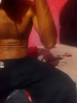 Snapshot of shessAz chatting on April 2026 08:53:02 PM shessAz online show from April 2026 08:53:02 PM