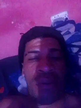 Snapshot of shessAz chatting on April 2026 11:22:01 PM shessAz online show from April 2026 11:22:01 PM