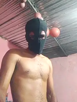 Snapshot of shessAz chatting on April 2026 12:45:01 PM shessAz online show from April 2026 12:45:01 PM