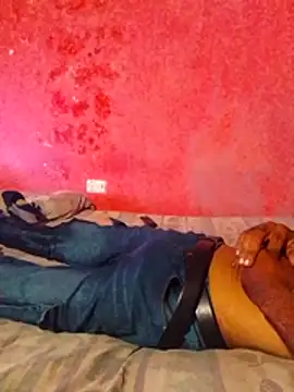 Snapshot of shessAz chatting on March 2026 05:48:01 PM shessAz online show from March 2026 05:48:01 PM