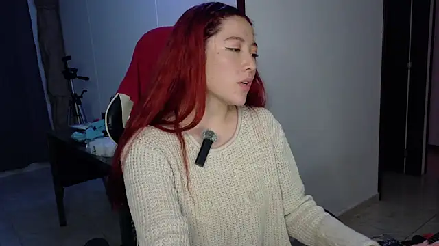 Snapshot of lunnaa_ chatting on October 2025 02:54:01 AM lunnaa online show from October 2025 02:54:01 AM