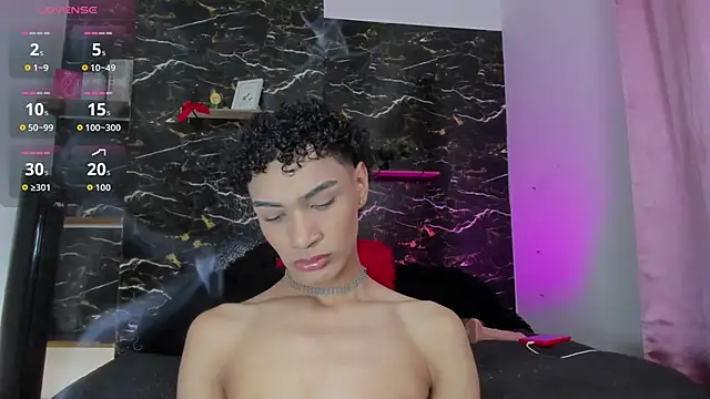 lyan hots online show from November 2025 11:36:02 AM