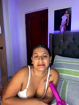 ema zoe online show from September 2025 11:05:02 PM