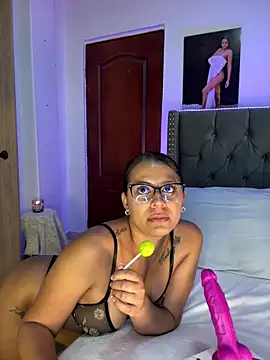 ema zoe online show from March 2026 12:03:01 AM