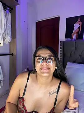 Snapshot of ema_zoe chatting on July 2026 11:57:02 PM ema zoe online show from July 2026 11:57:02 PM