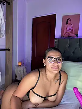 ema zoe online show from May 2026 11:57:02 PM