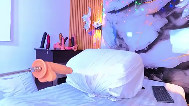 Ary Salome1 online show from December 2025 03:44:01 PM