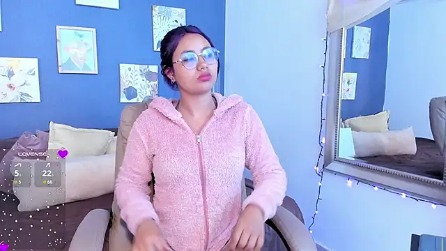 Snapshot of Nova_allen chatting on November 2025 12:25:01 AM Nova allen online show from November 2025 12:25:01 AM