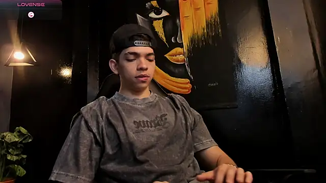 Eryonbradley online show from November 2025 11:31:02 AM