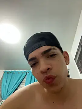 Eryonbradley online show from October 2025 11:49:01 PM