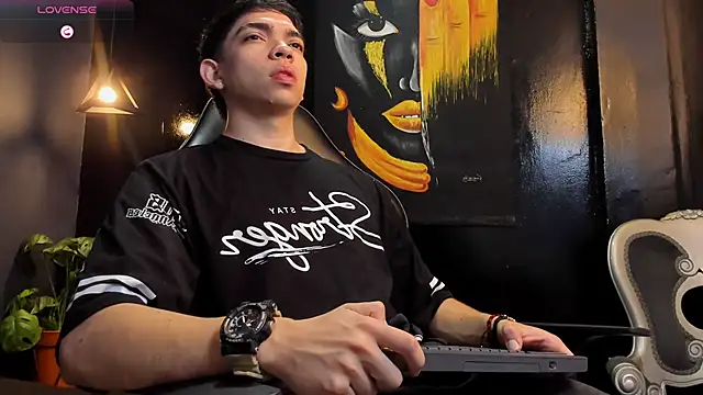 Eryonbradley online show from October 2025 11:20:02 AM