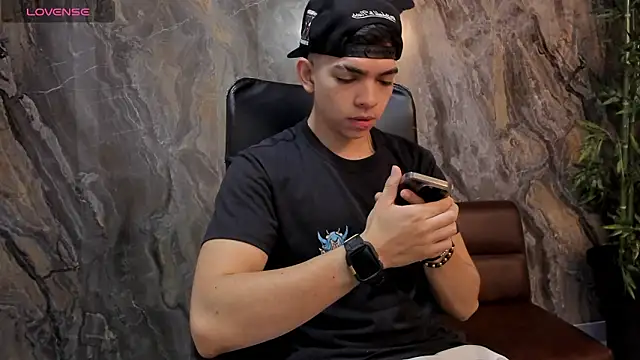 Eryonbradley online show from February 2026 11:20:02 AM