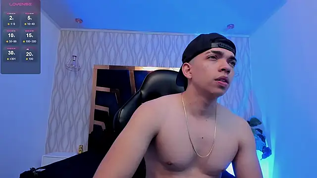 Eryonbradley online show from March 2026 11:28:02 PM