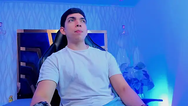 Eryonbradley online show from March 2026 11:16:02 PM