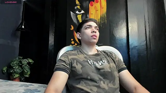 Eryonbradley online show from April 2026 11:17:02 PM