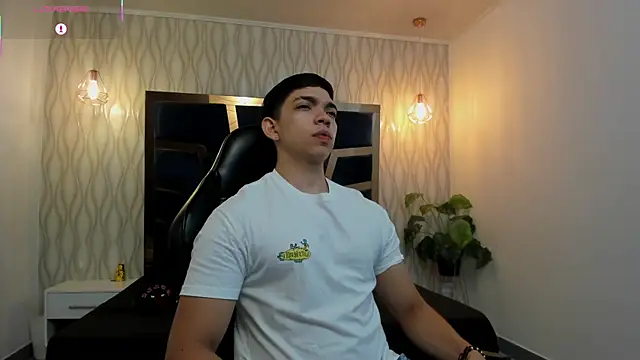 Eryonbradley online show from April 2026 02:13:02 PM