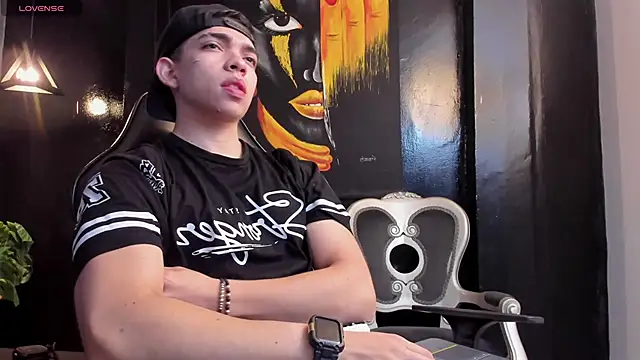 Eryonbradley online show from January 2026 11:28:01 AM