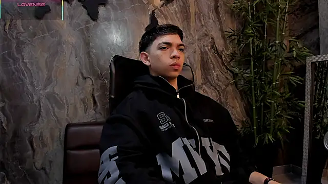 Eryonbradley online show from February 2026 11:21:02 AM